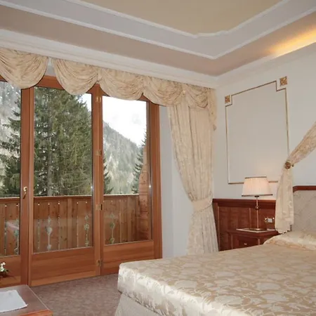Hotel Lorenzetti 4*