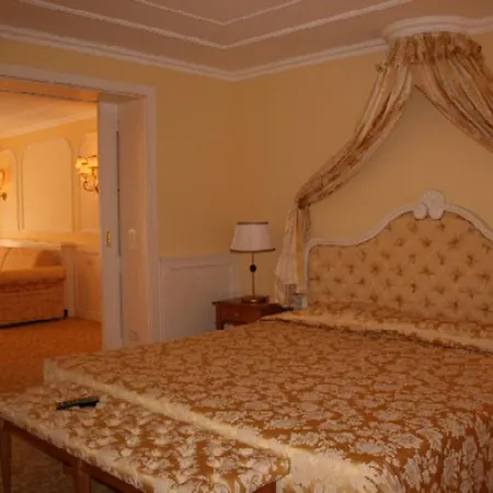 Hotel Lorenzetti Madonna