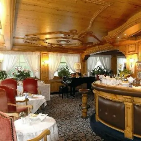 酒店 洛伦泽蒂酒店 Madonna